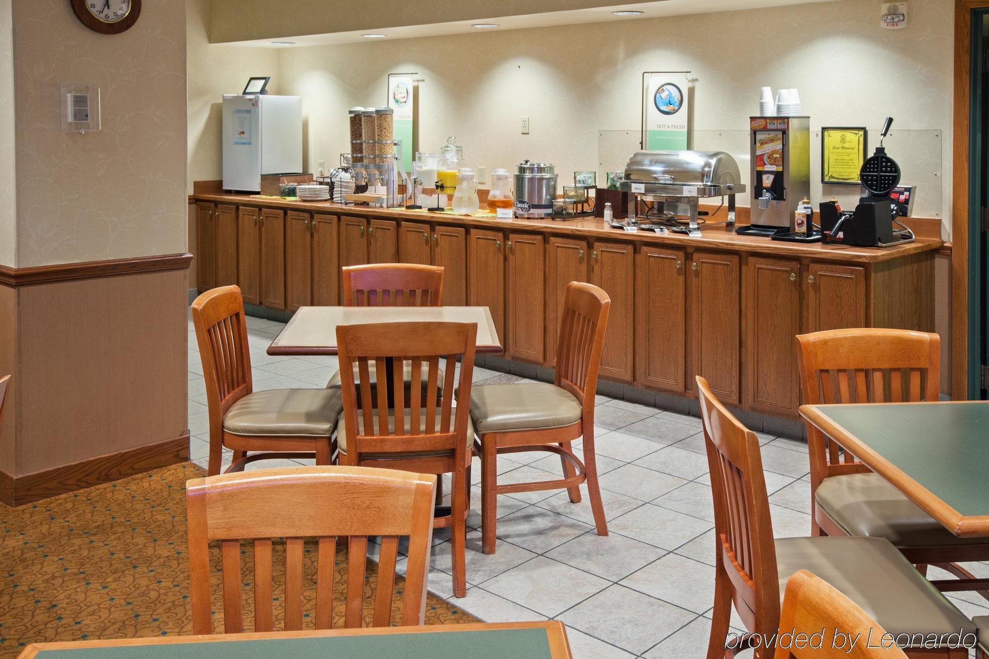Country Inn & Suites By Radisson, Lansing, Mi 레스토랑 사진