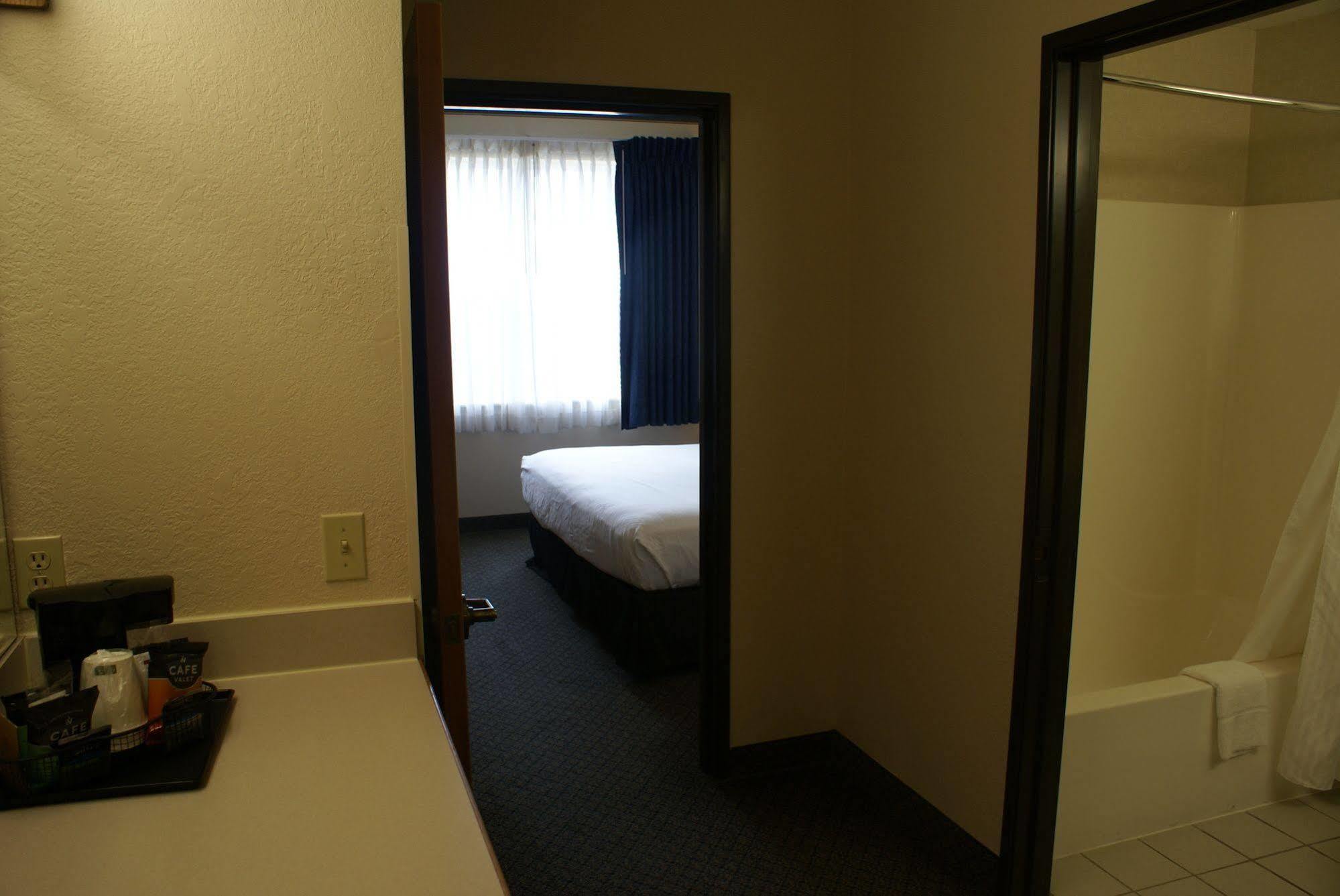 Country Inn & Suites By Radisson, Lansing, Mi 외부 사진
